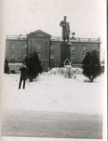 Памятник Апанасенко. Конец 1966-67г.