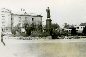 Вокзальная площадь. 1955 г.
